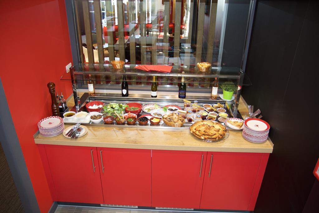 Hotel ibis Marseille Timone Extérieur photo