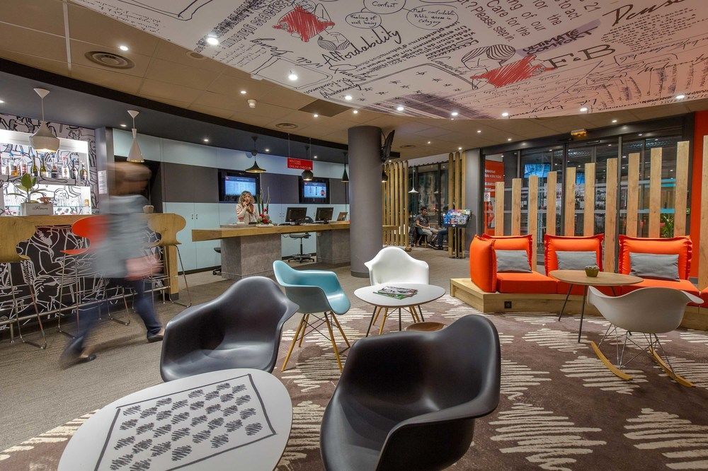 Hotel ibis Marseille Timone Extérieur photo