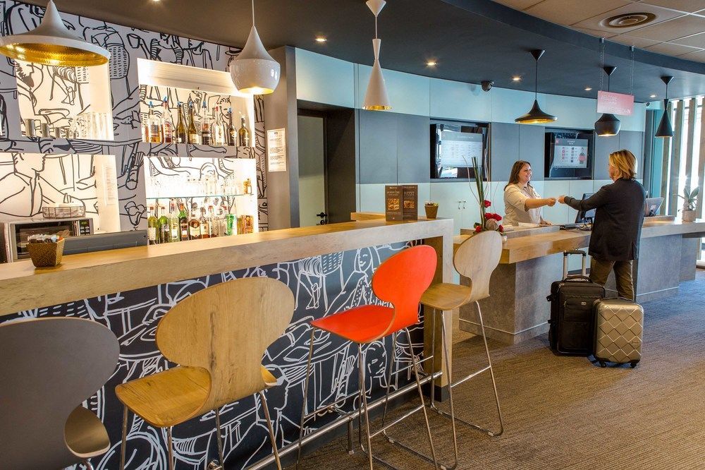 Hotel ibis Marseille Timone Extérieur photo