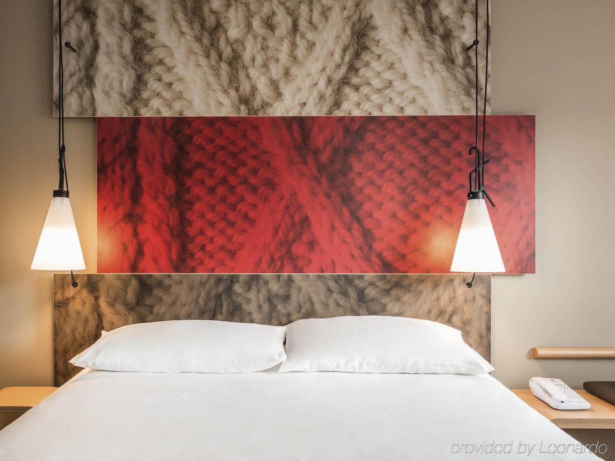 Hotel ibis Marseille Timone Extérieur photo